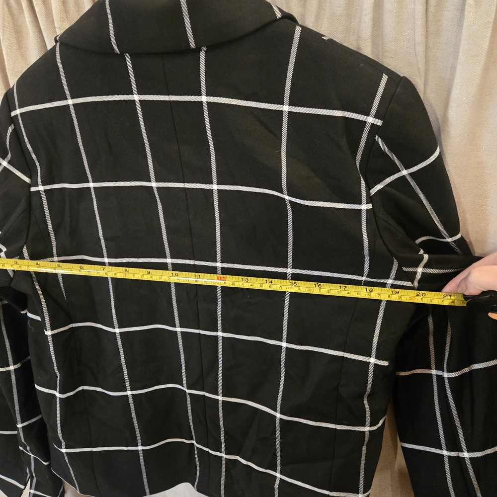 Express Women's Checkered Black Blazer - Picture 5 of 6